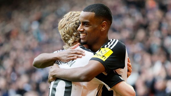 Gordon Supports Isak After Newcastle Departure