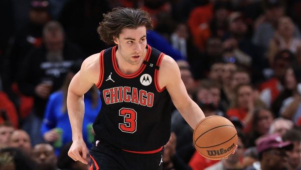 Bulls Re-Sign Josh Giddey to New Contract