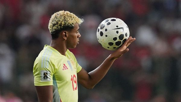 Yamal Aims for Multiple Ballon d'Or Wins