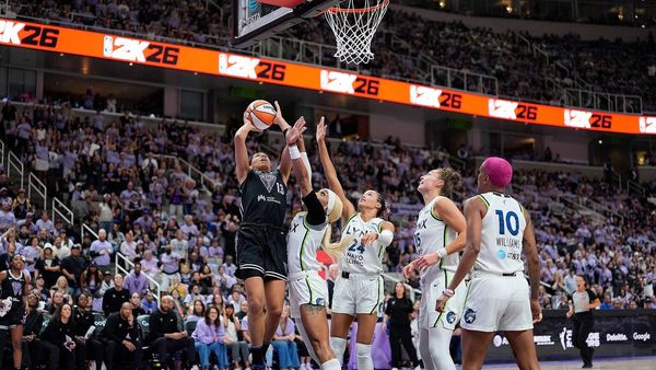 Lynx Overcome Valkyries to Advance