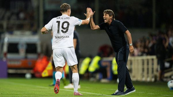 Napoli Beats Fiorentina 3-1 with Hojlund's Goal