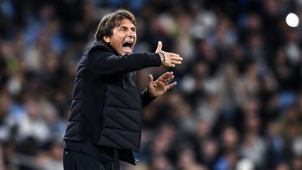 Napoli Seeks Recovery After Champions League Loss