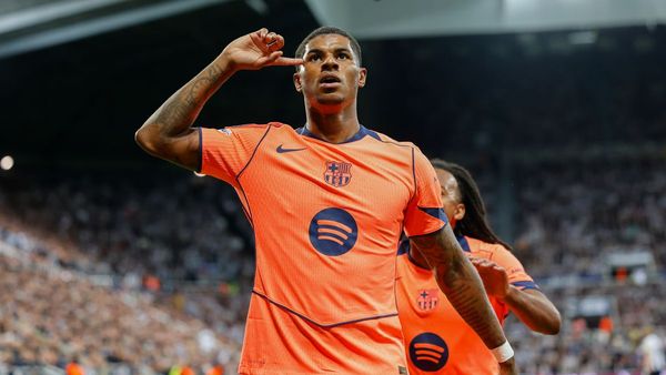 Rashford Scores Twice for Barcelona in UCL