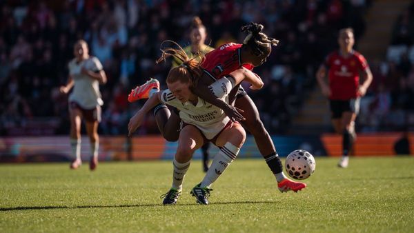 United and Arsenal Share Points in WSL Match United and Arsenal Share Points in WSL Match