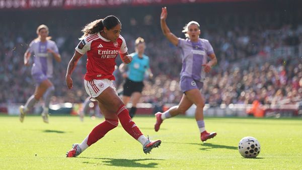 Arsenal Women Beat Brighton 1-0 at Home