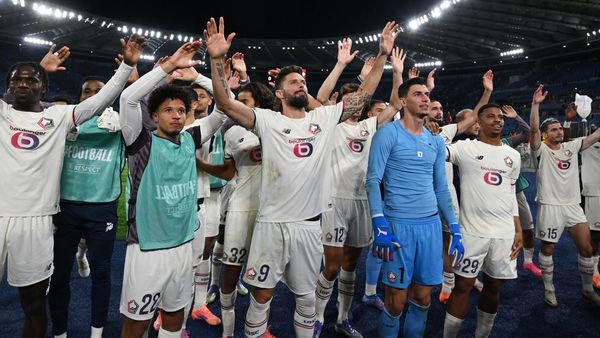 Ozer's Heroics Lead Lille Past Roma