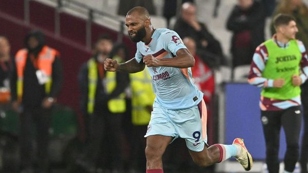 Brentford Claims First Away Win Against West Ham