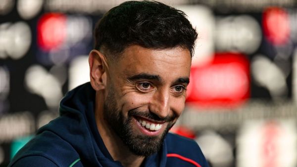 Fernandes Commits to Manchester United