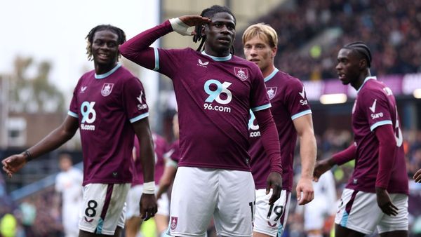 Tchaouna's Goal Leads Burnley to Victory