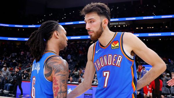 Holmgren Leads Thunder to Victory Over Hawks