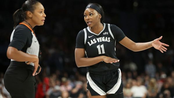 Aces Secure Comeback Win in Finals Opener