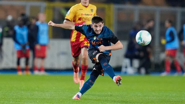 Gilmour Aims to Score More Goals at Napoli