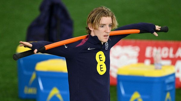 Gordon Aims for England World Cup Spot