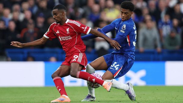 Isak and Salah's Partnership Will Improve, Says Slot