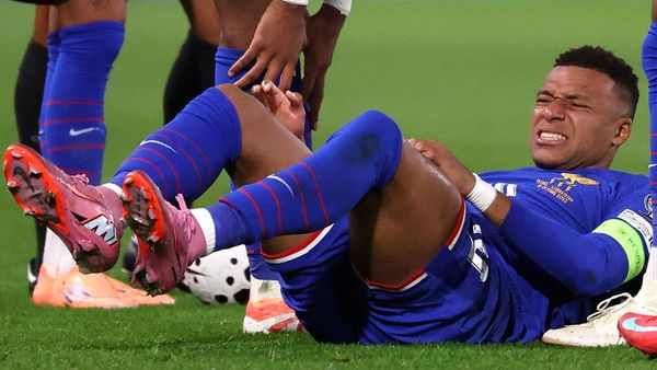 Mbappe Injured in France's Win Against Azerbaijan
