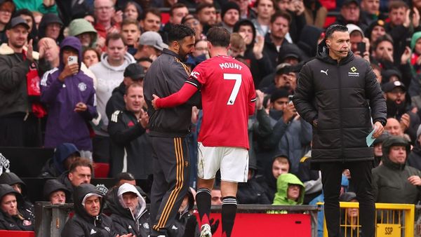 Mount Urges Team to Show Support for Amorim