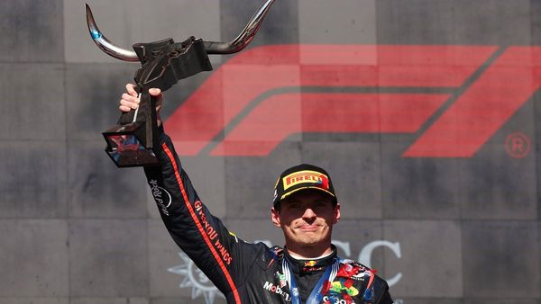 Verstappen Committed to F1 Title Challenge