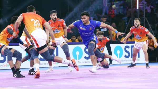 PKL 2025 Puneri Paltan qualify for Top Eight after easy win against Thalaivas