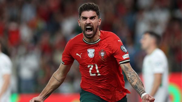 Neves' Late Goal Leads Portugal to Victory