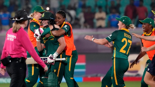 Richa Ghosh s 94 in Vain as Nadine de Klerk Powers South Africa Women Past India