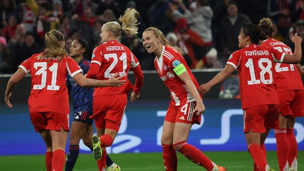 Bayern Munich Defeats Arsenal 3-2