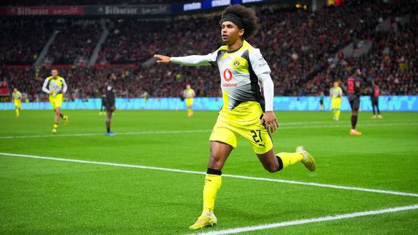 Dortmund Beats Leverkusen 2-1 in Bundesliga