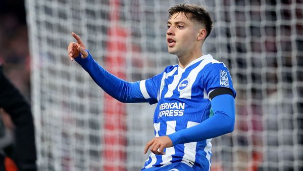 Brighton Beats Nottingham Forest 2-0
