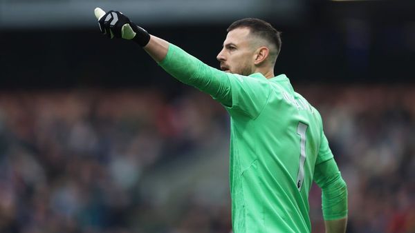 Dubravka Urges Bravery from Burnley Team