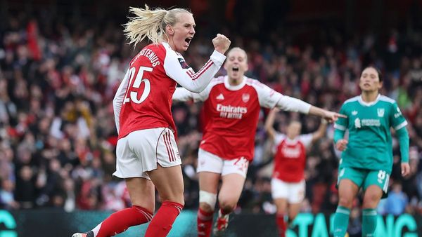 Arsenal Beats Liverpool with Late Blackstenius Goal