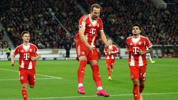 Kane's Hat-Trick Powers Bayern to Victory