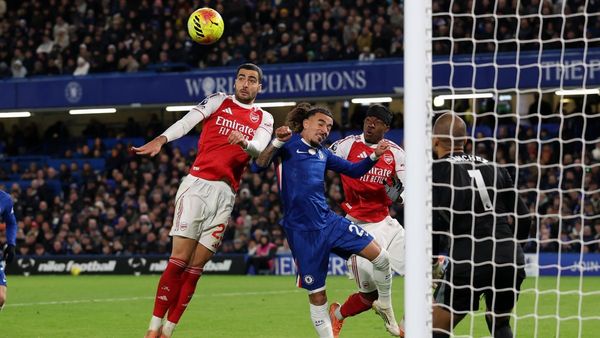 Chelsea and Arsenal Draw 1-1 at Stamford Bridge