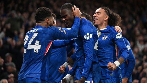 Chelsea and Arsenal Share Points in London Derby