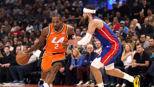 Kawhi Leonard hits career-high 55 points