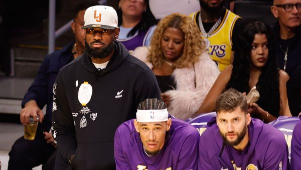 Lakers Cautious with LeBron James' Return