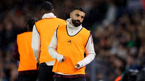 Chivu: Liverpool Strong Even Without Salah