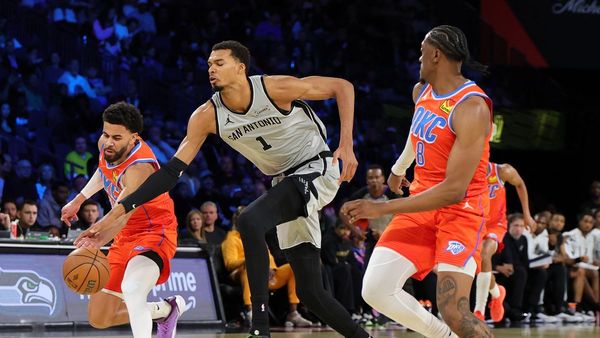 Spurs Advance to NBA Cup Final Against Knicks