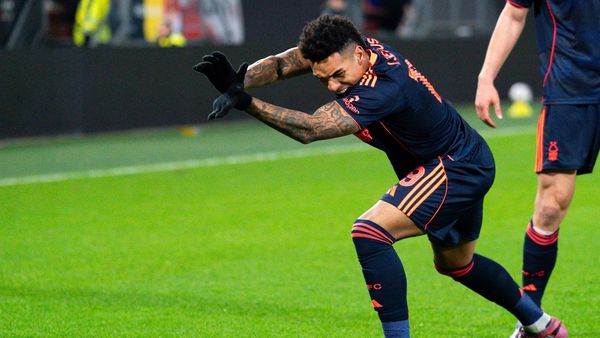 Forest Claims Late Win Over Utrecht