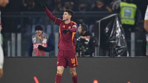 De Rossi returns as Roma beat Genoa 3-1