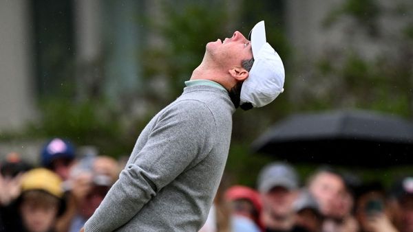 McIlroy's Late Charge Falls Short in Australia