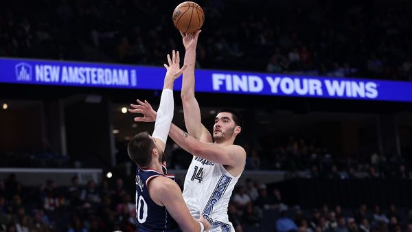 Zach Edey Out One Month with Injury