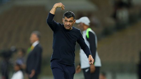 Vargas fires late leveller in Al-Fateh draw