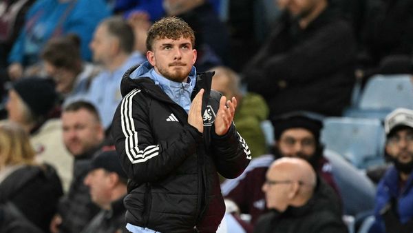 Aston Villa Elliott loan stance unchanged