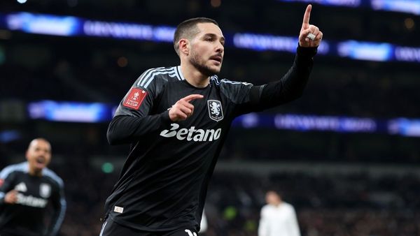 Aston Villa edge Spurs 2-1 to reach FA Cup