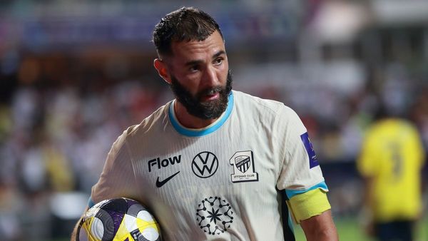 Benzema Hat-Trick Fires Al-Ittihad 4-0