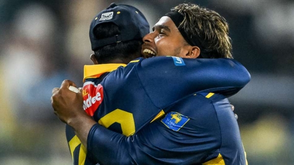 Wellalage stars as Sri Lanka hold off England to win first ODI