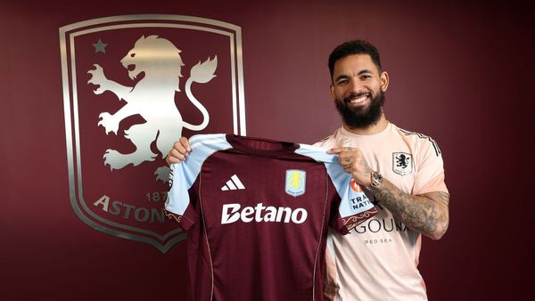 Luiz returns on loan to Villa