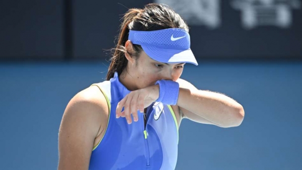Australian Open Raducanu to re-evaluate style of play after second-round exit