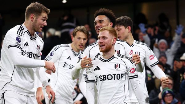 Fulham Hold Liverpool with Reed's Last-Gasp Piledriver