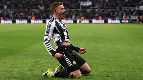 Barnes seals stoppage-time win for Newcastle