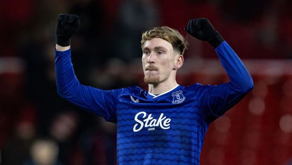 Garner signs Everton contract to 2030